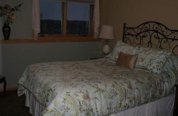 Springdale Inn Mount Horeb 外观 照片